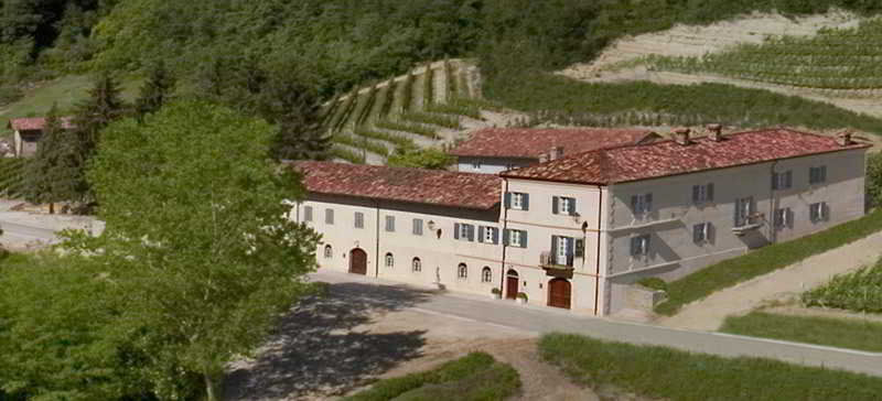 Marcarini Agriturismo Neviglie Exterior foto