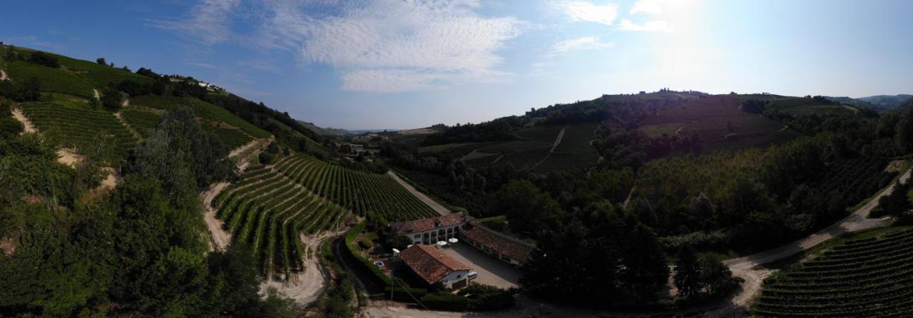 Marcarini Agriturismo Neviglie Exterior foto